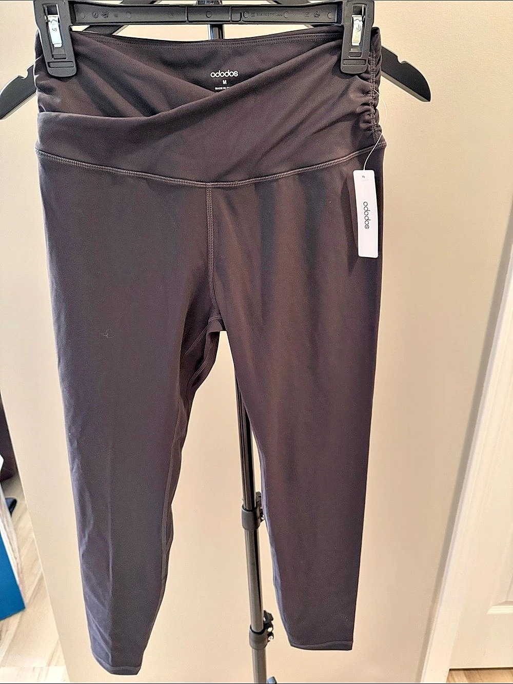 ododos Cross Waist Yoga Leggings Black Medium